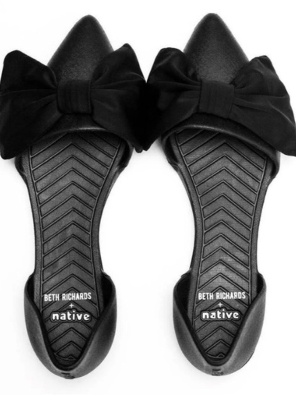 NATIVE BETH RICHARDS COLAB | Audrey BOW flat | size 6 NWT